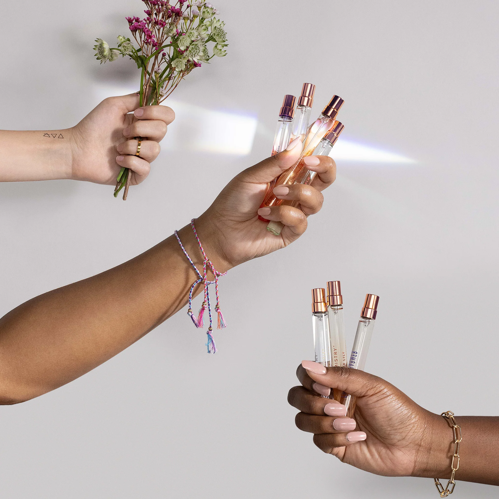Cheerful Charmer Eau de Parfum Travel Spray - Image 7